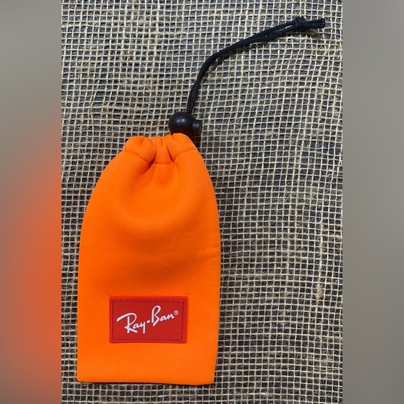Ray Ban Sunglass Eyeglass Case Orange
Soft With Drawstring - Picture 4 of 4